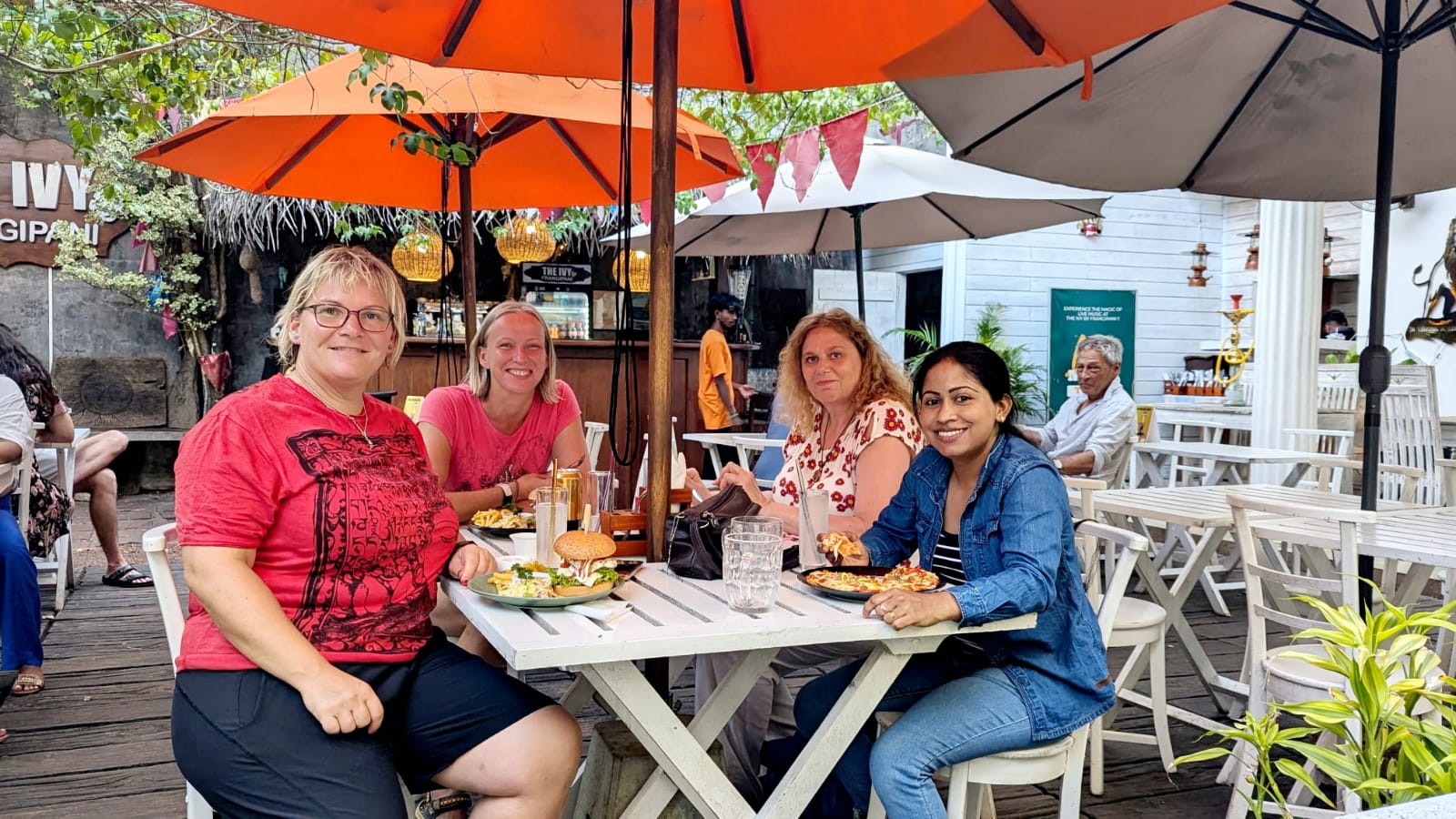 Guests enjoying lunch with their local host during a day tour of Galle